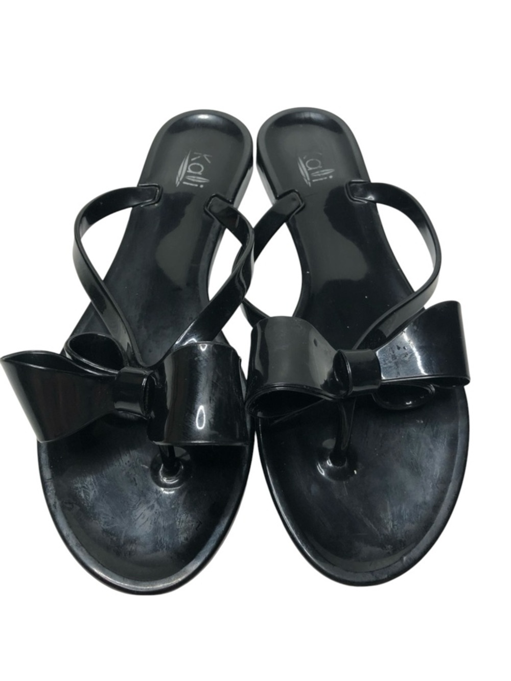 Kali black flip flops with bows, size 8